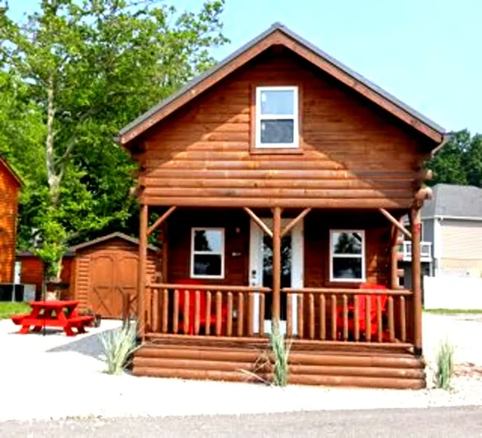 Eagles Nest Cabin #3 - Image 1