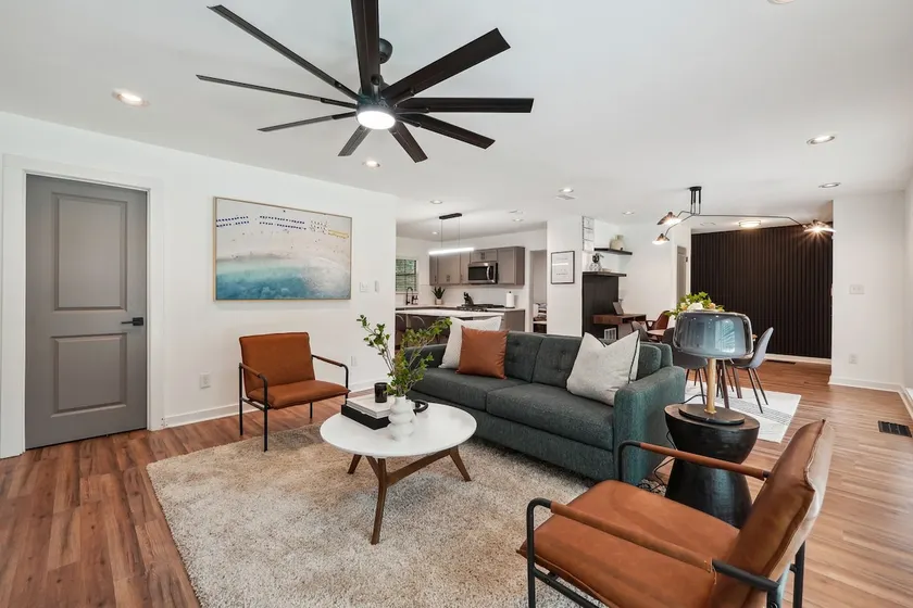Stylish 3BR/2BA Retreat near Downtown Atlanta - Image 1