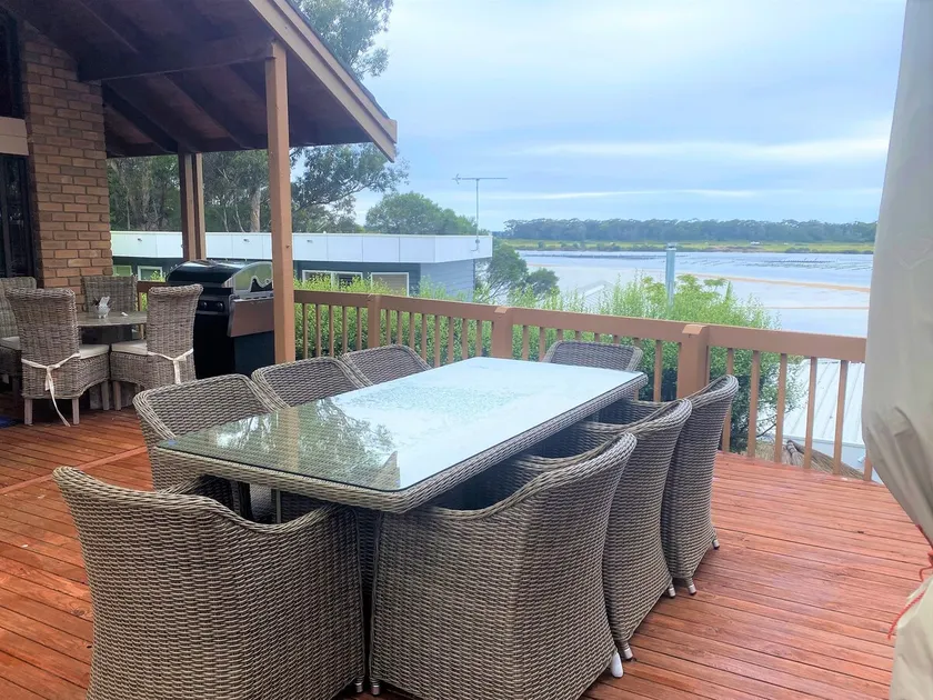 La Casa del Lago - Image 1