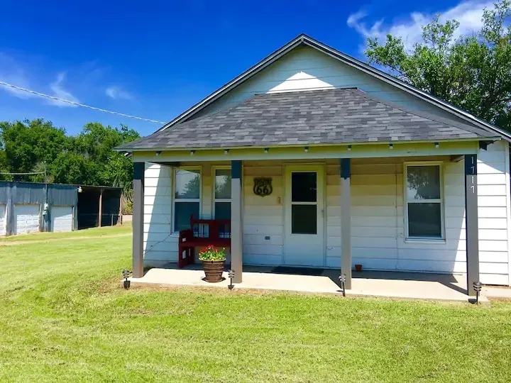 The Route 66 House - Image 1