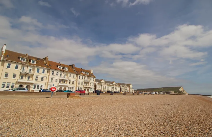 The Courtyard, 30 Seconds to Sea By Air Premier - Image 1