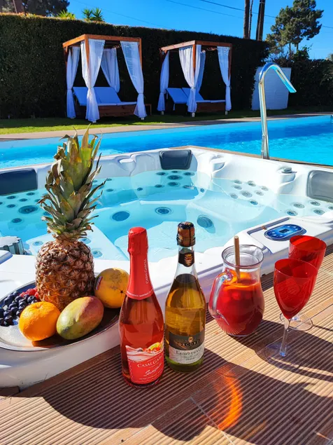 Villa Whiteloft Pool Spa Lounge - Image 1