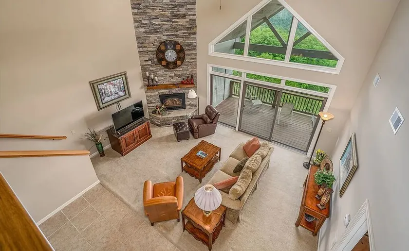 Amazing Sugar Mtn condo with long range layered Mountain View’s.<br> - Image 1