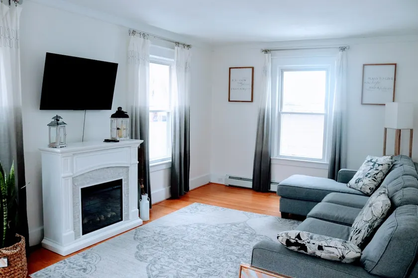 Comfortable and quiet family home - Image 1