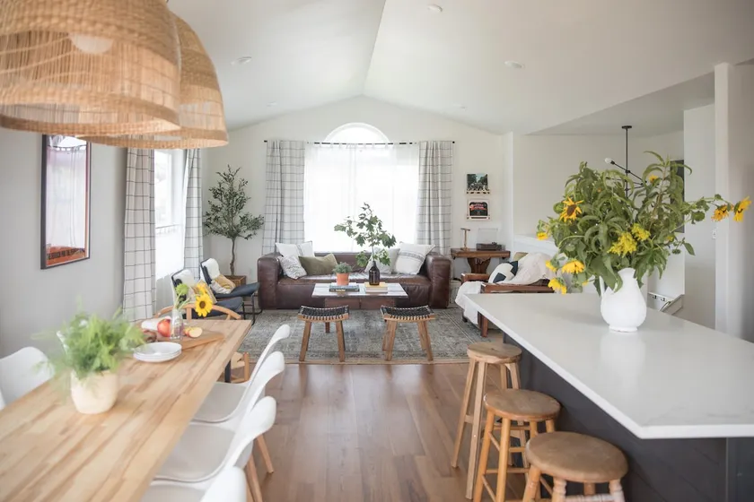 Happy Haven: Sleeps 12, Game Room, Hot Tub & Views - Image 1