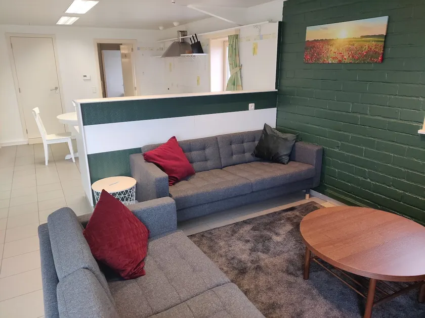Lovely Holiday Home With Garden in Zuienkerke - Image 1