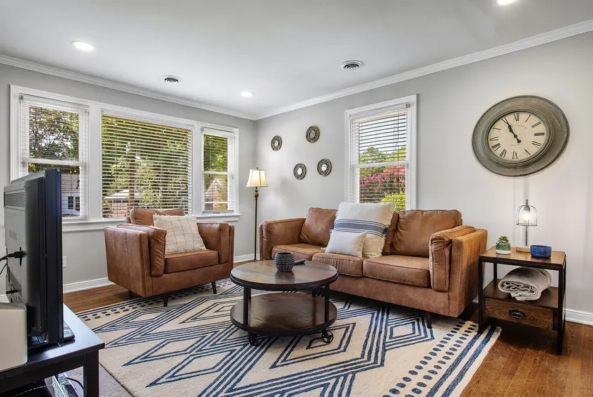 Private, Tranquil Living in Historic RVA Awaits! - Image 1
