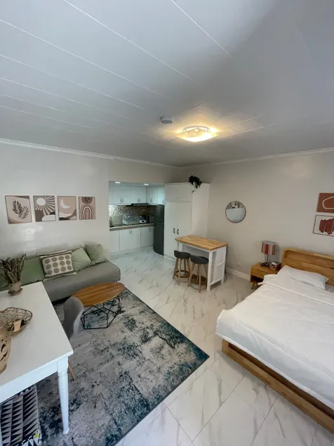 A Pet Friendly Cozy and Scenic Condo - Image 1