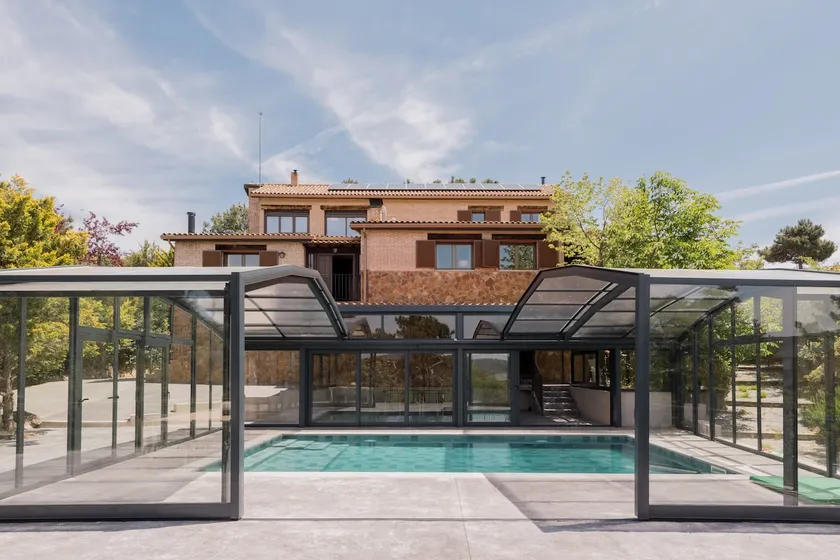 Botania country house pool - Image 1