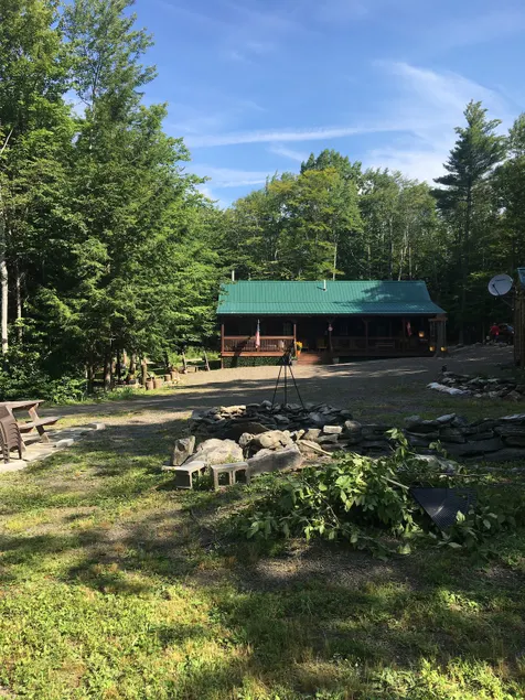 Escape this summer! Book a secluded mountain home - Image 1