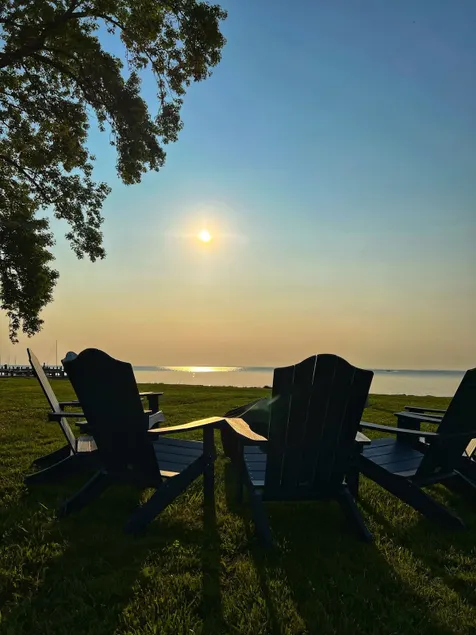 A Little Piece of Paradise - Waterfront Home - Image 1
