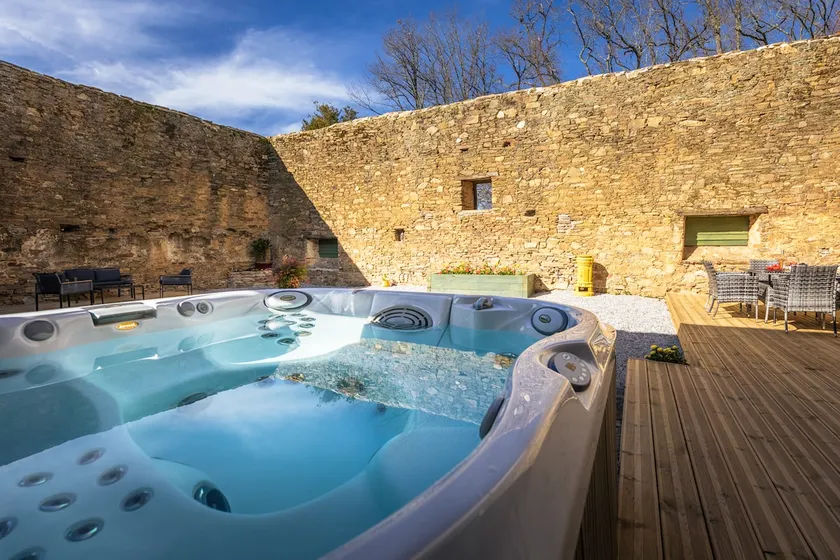 Pasha Gîte • Jacuzzi • Wi-Fi • Castle View & Tranquility - Image 1
