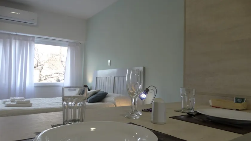 Studio apartment in the heart of Adrogué - Image 1