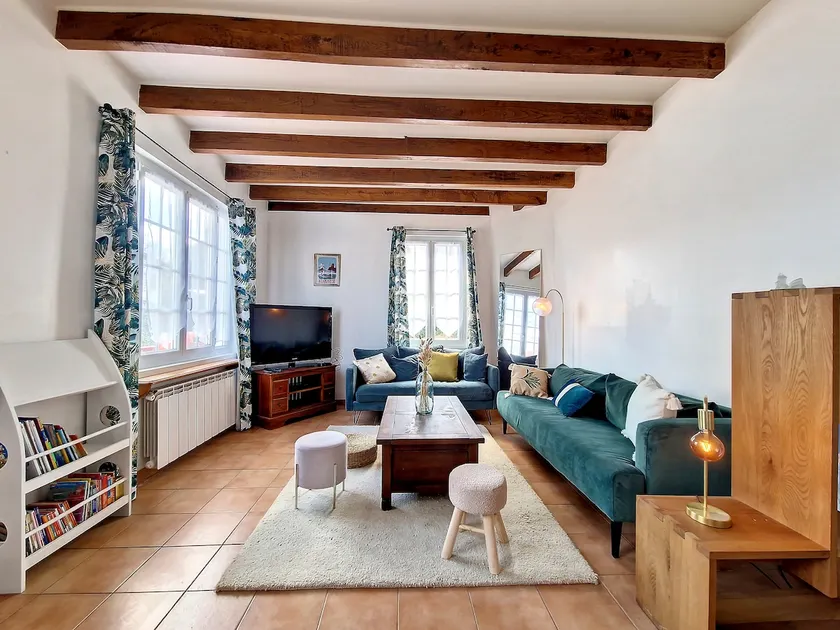 House in the heart of Arcangues near Biarritz - Image 1