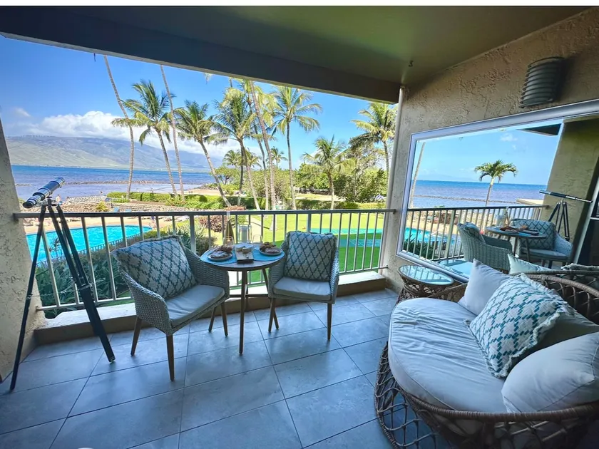 The Whale Watch 208-Oceanfront Kihei - Image 1