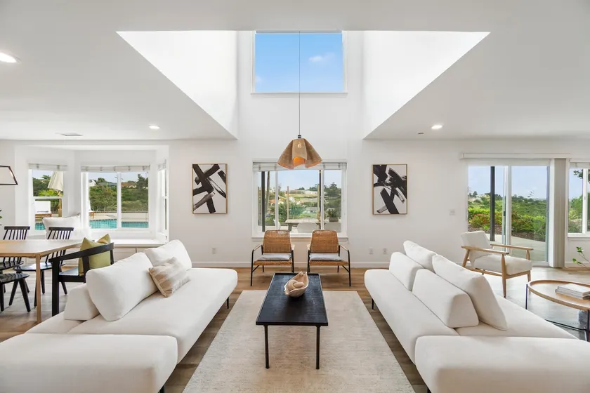 Bright Home with Hot Tub and Ocean View - Image 1