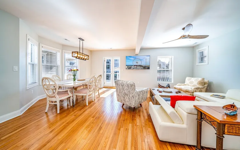 Downtown Ocean City Apartment - Image 1