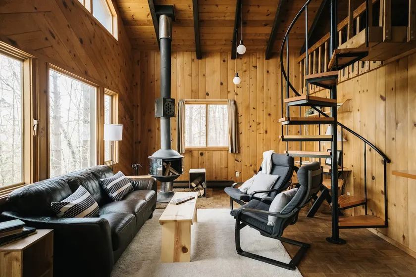 Cabin on the Kettle - Image 1