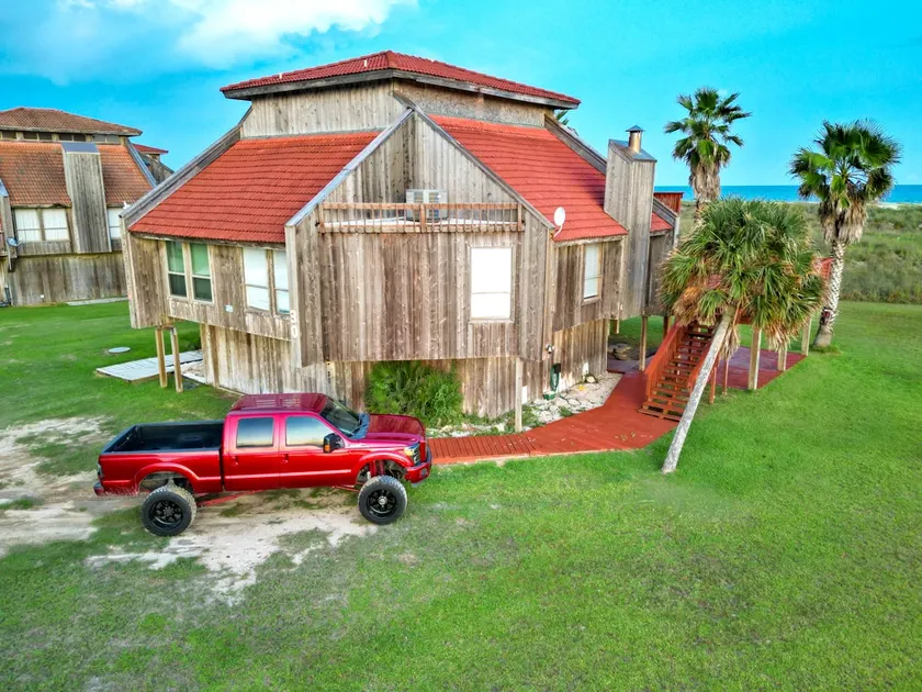 Matagorda Happy Place - Image 1