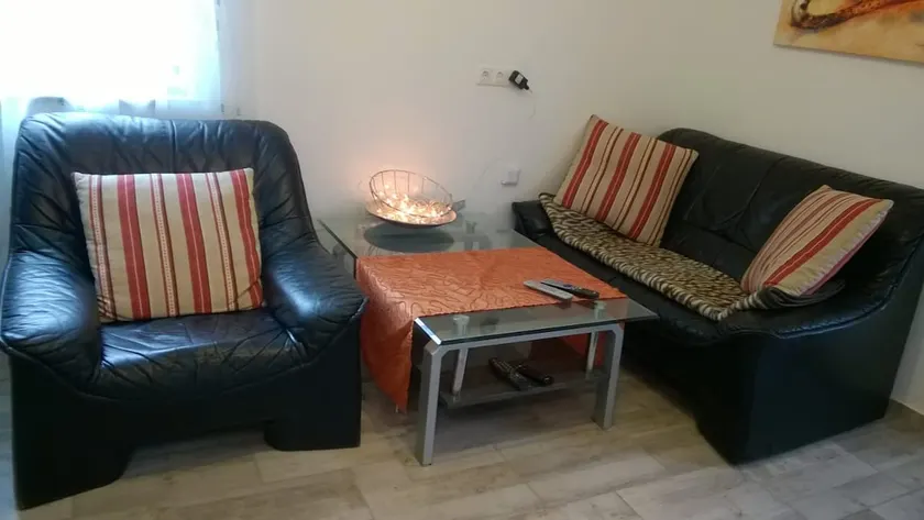 On the Ruhr with private entrance (pet-friendly) - Image 1