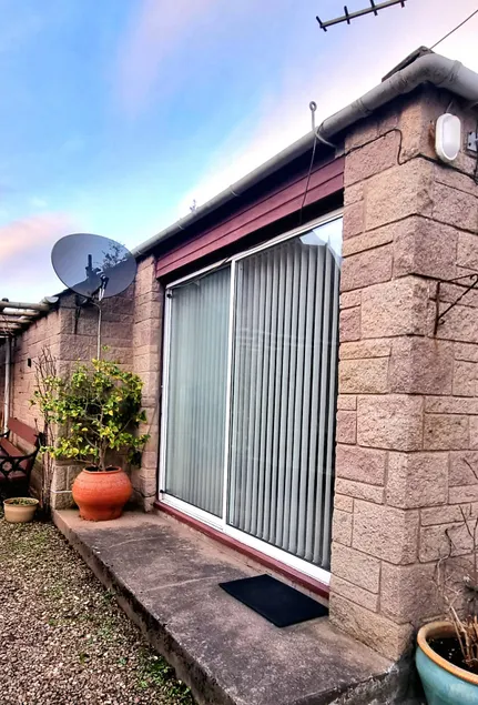 Delightful Cottage - Image 1