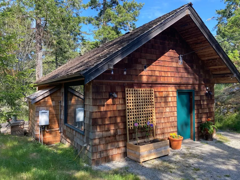 Bird Song Guest House - Image 1