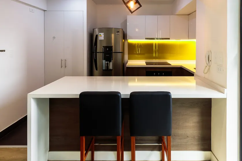 Beautiful Premium Executive Apartment | Financial Center - Image 1