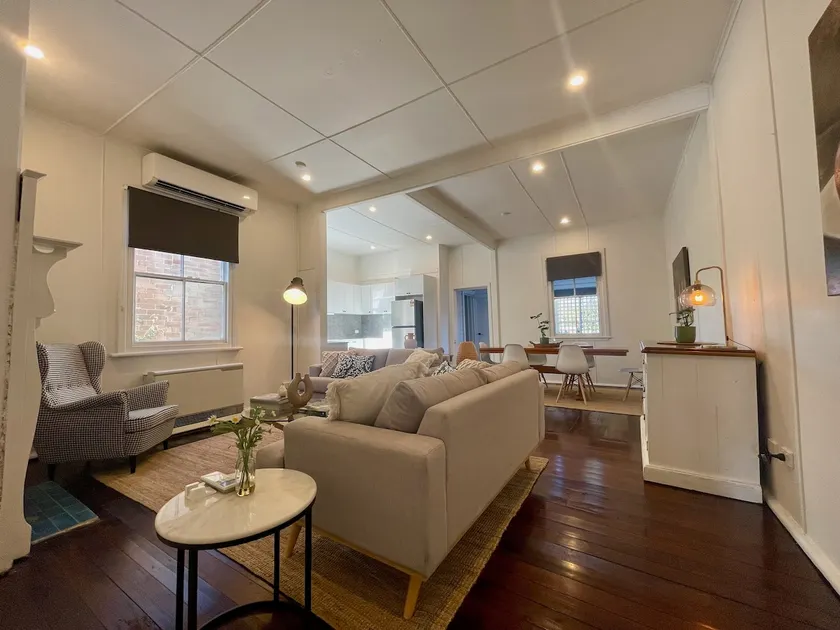 Cozy Luxe | 1920s Cottage near Bathhouse & ZigZag - Image 1