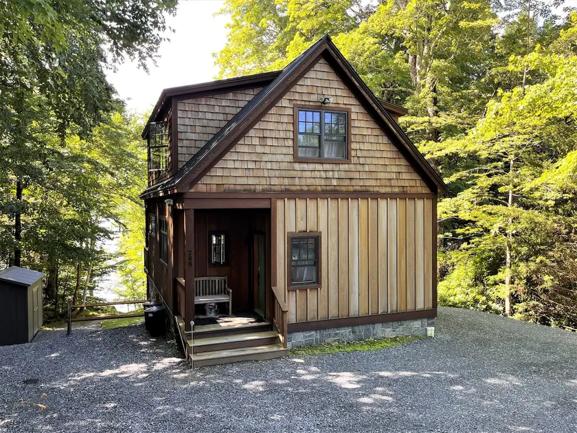 Rare new Home on Lake Whitingham. Semi-priv beach - Image 1