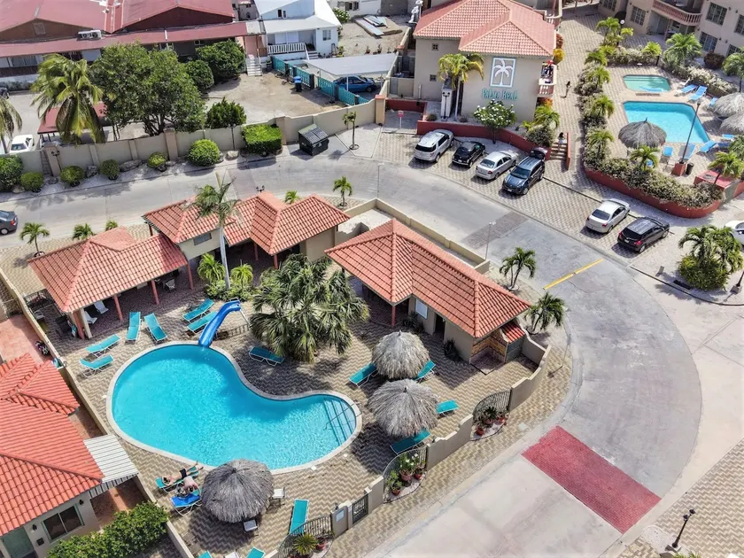 Walk to the beach from Sea Turtle Condo - Image 1