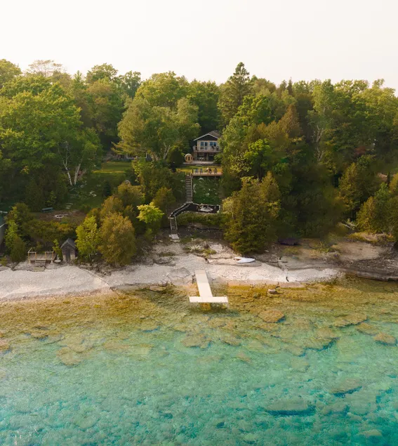 Waterfront House in Lion's Head - Image 1