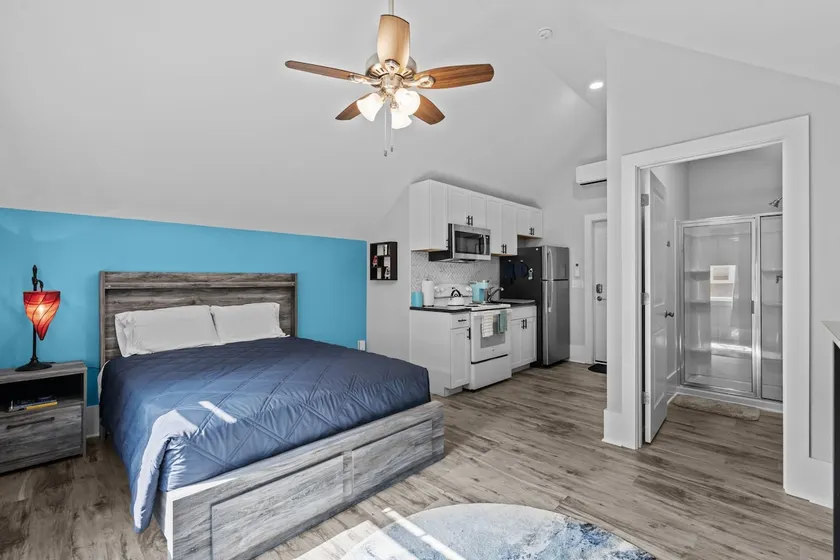 Private studio close to DT, PNC Arena & Dix Park - Image 1