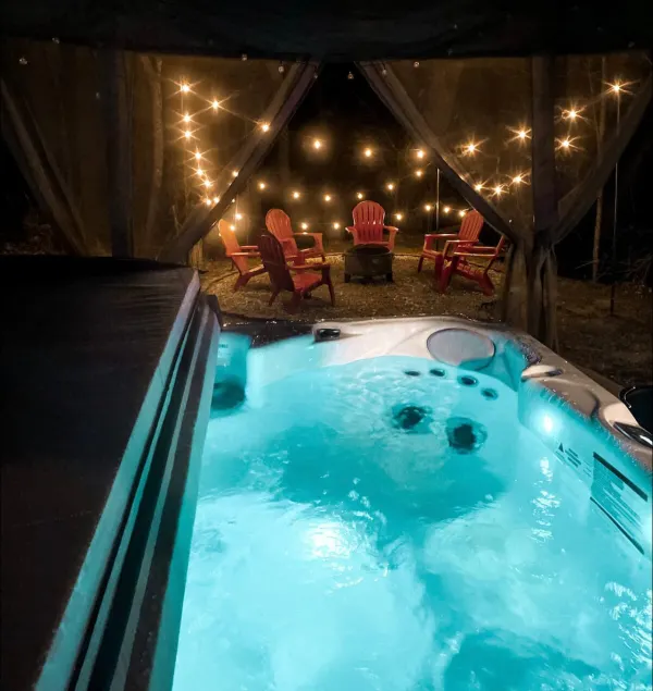 NEW* Hilltop Hocking Hills Cabin/Sleeps 14/Hot Tub - Image 1