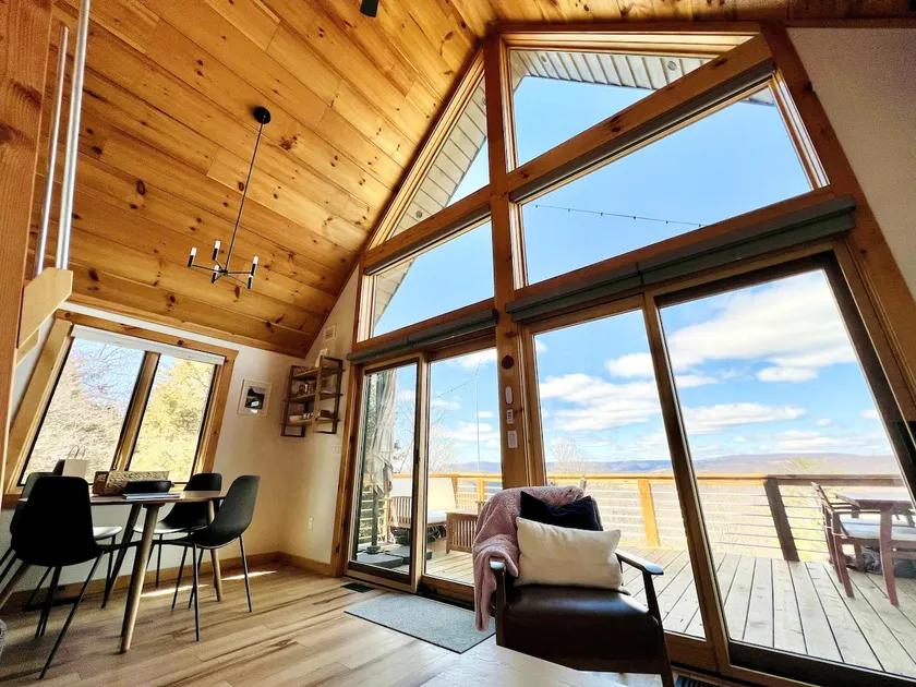 Ascent at Lost River (cozy cabin with views) - Image 1