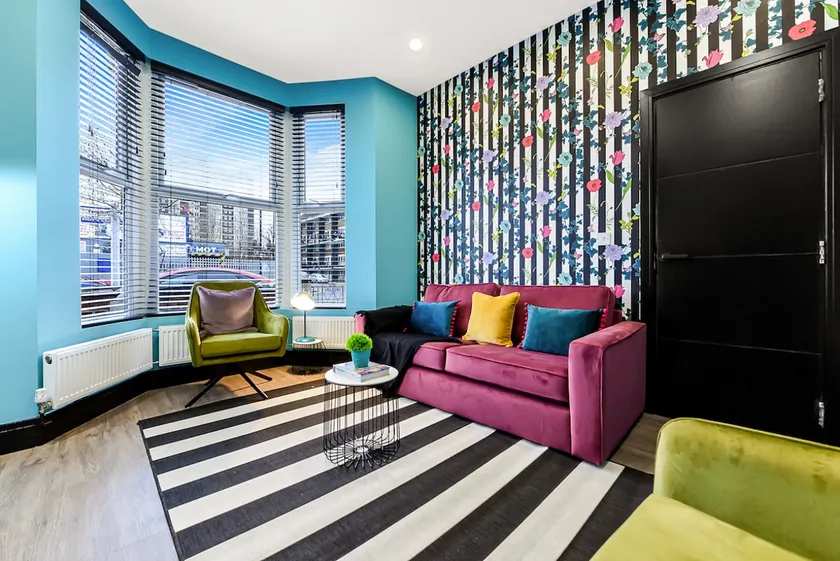 Bright & Colourful House - Best for a Large Groups - Image 1