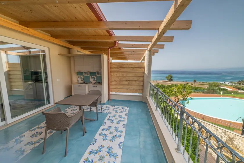 Panoramic Room with a Sea View - Image 1