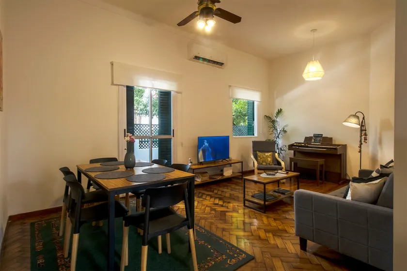 Private Patio, BBQ, Working Area and Piano Home - Image 1