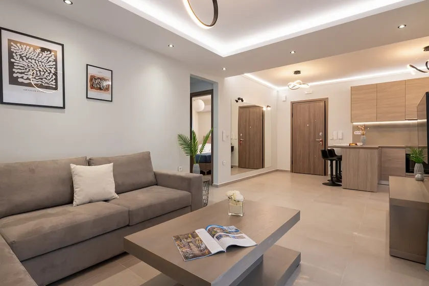 Tsatos Luxury Residence - Image 1