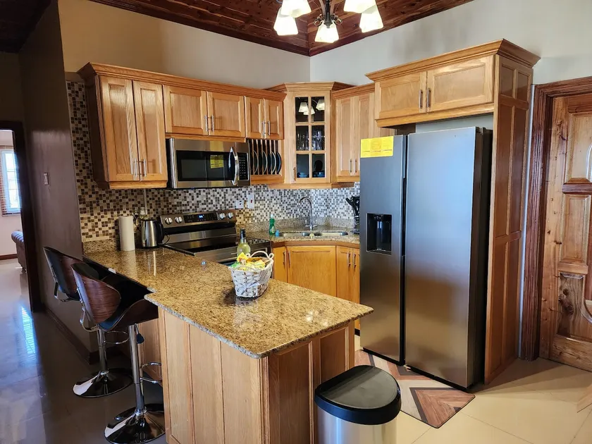 LAEL's Suite Oasis - Image 1
