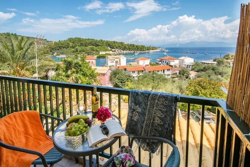 Fenia's Studio - Charming Getaway in Gaios, Paxos - Image 1