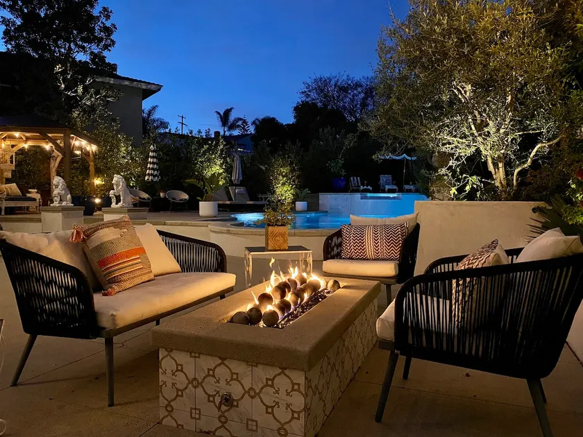4BR w/ Saltwater Pool + Lanai and Bar | 2 Mi to Beach - Image 1
