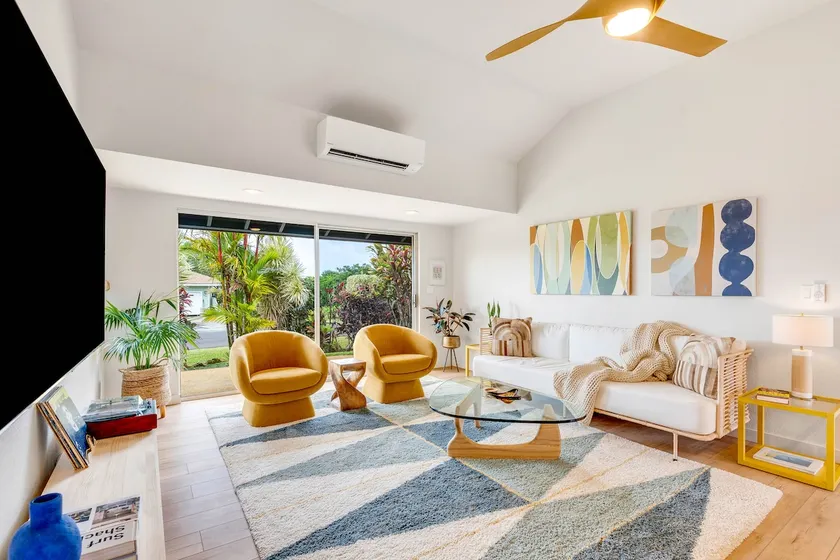 Cool, Lo-Fi Styled Surf House - Ka Hale Nalu - Image 1