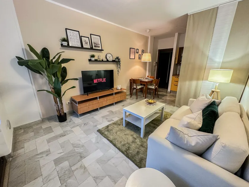 Le Mura Di Lucca: Private parking, Wi-Fi and Relaxation - Image 1