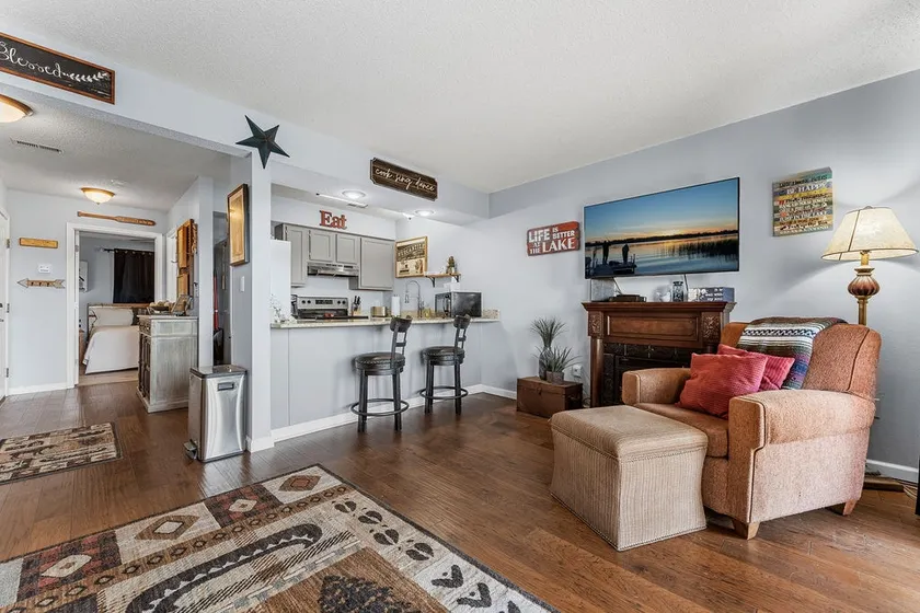 Cozy Branson Condo, +Free Tickets + Walk-In available - Image 1