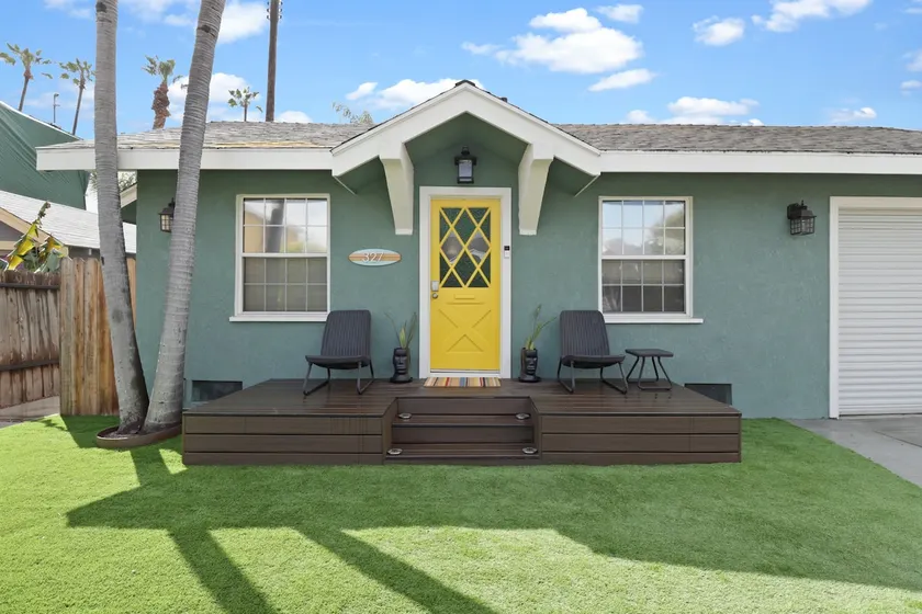 That Yellow Door Beach Bungalow - Image 1