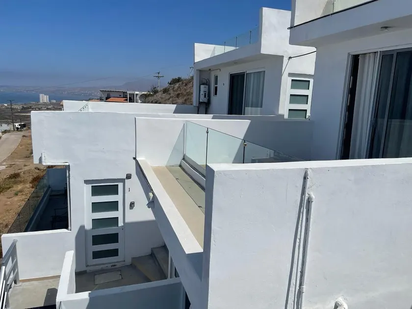 2 Exclusive Suites 6 Guests – Pool, BBQ & Sea View - Image 1
