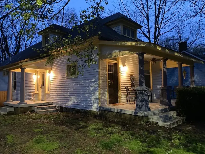 Historic Craftsman Style House - 7 blocks downtown - Image 1