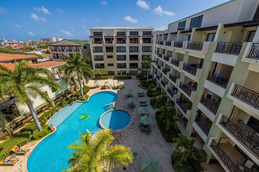 Amazing 2BR 2BA Condo @ Great Location w/ Pool GYM - Image 1
