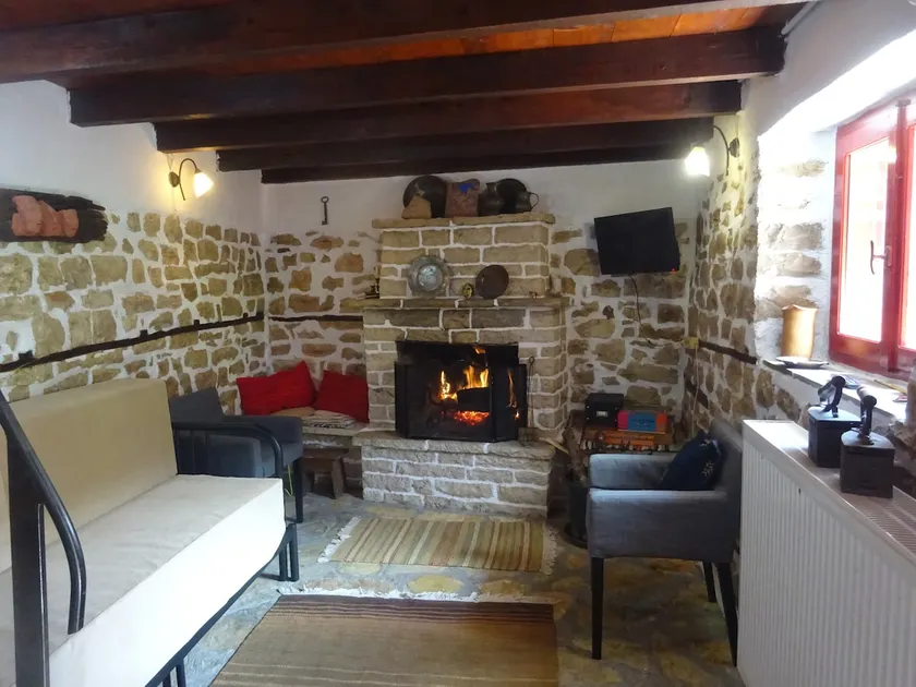 Maisonette 1-4 pax fireplace, patio, WiFi - Image 1