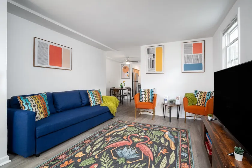 420-Friendly Suite Near Metro & Dispensary - Image 1
